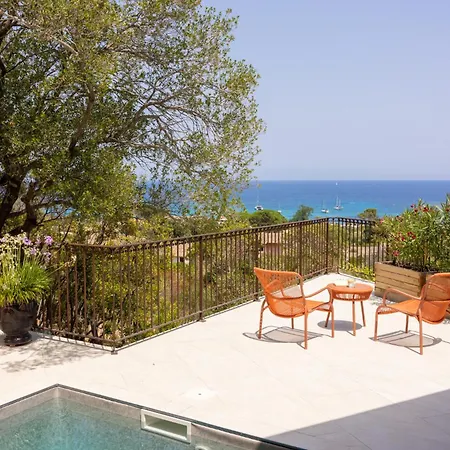 Hôtel&spa A Cala - Piscines Privées - Adults Only 4*