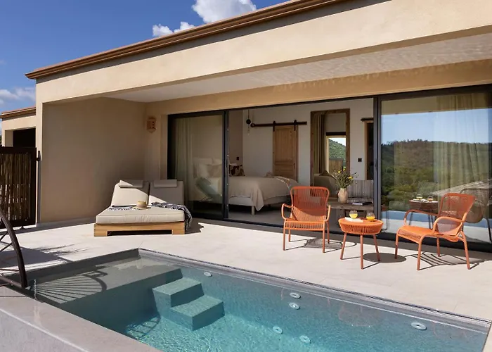 Hôtel&spa A Cala - Piscines Privées - Adults Only 4*